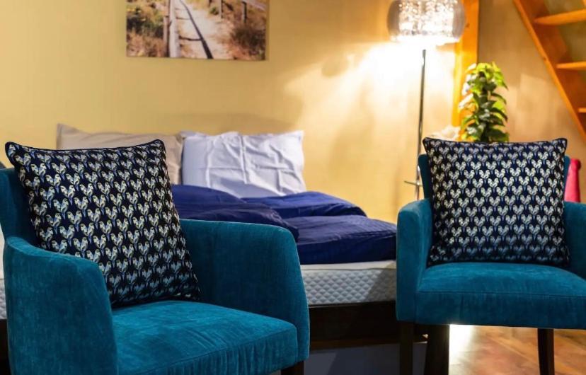 Cherry Blossom Designer Apartment In The Center With Free Parking Будапеща Екстериор снимка