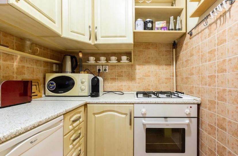 Cherry Blossom Designer Apartment In The Center With Free Parking Будапеща Екстериор снимка